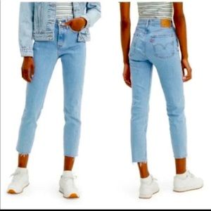 Levi's Wedgie Icon Jeans Tango Talks Light Wash